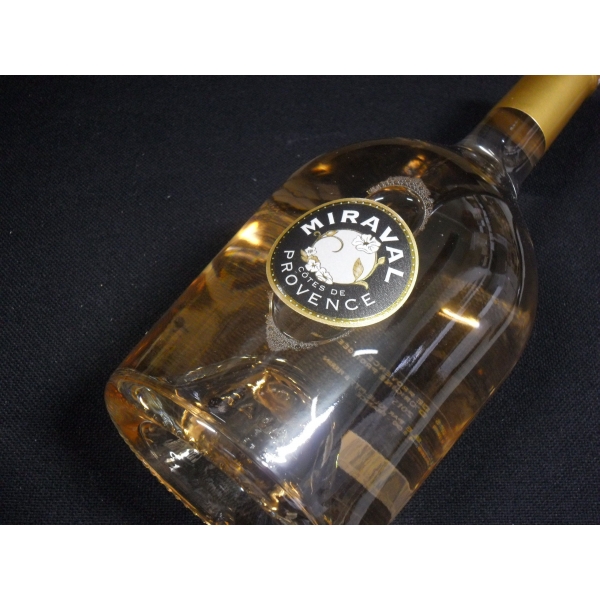 Château de Miraval Rose Brad Pitt Angelina Jolie 2015