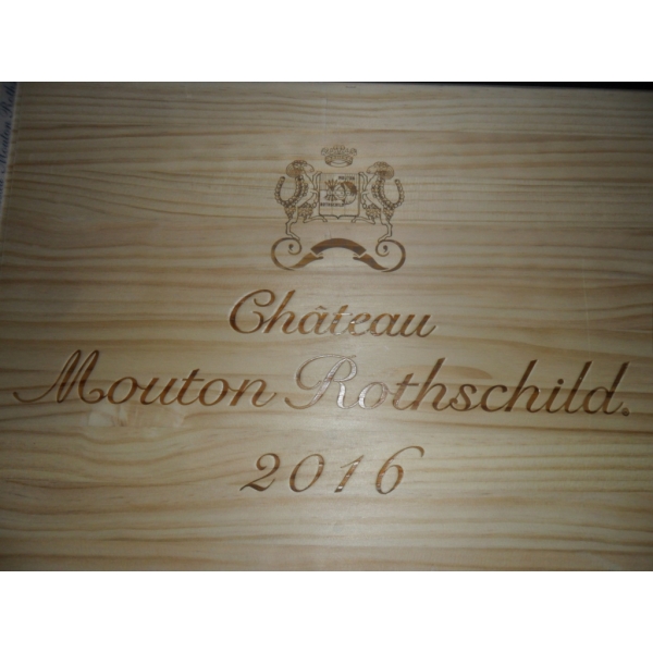 Château  Mouton Rothschild 2016