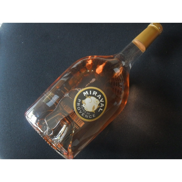 Château de Miraval Rose Brad Pitt Angelina Jolie 2016